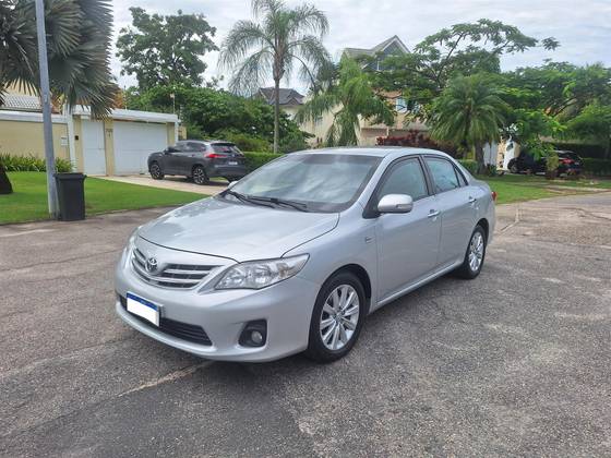 TOYOTA COROLLA 2.0 ALTIS 16V FLEX 4P AUTOMÁTICO TOYOTA COROLLA 2.0 ALTIS 16V FLEX 4P AUTOMÁTICO